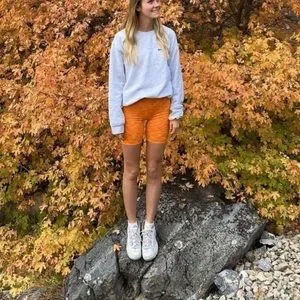 Outdoor Voices Shorts Nwt Outdoor Voices Flow Short In